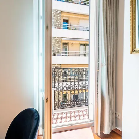 Stylish 1-bedroom Near Beaches & Croisette Appartamento Cannes