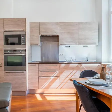 Stylish 1-bedroom Near Beaches & Croisette Appartamento